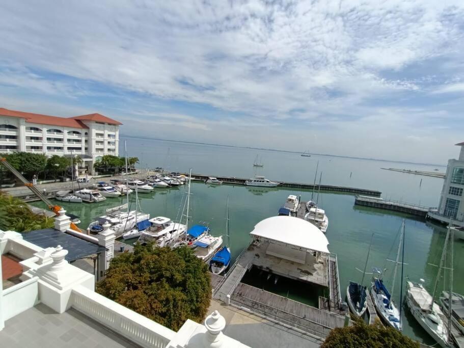 Perfect Marina Stay@ Strait Quay /W Big Balcony + Carpark Bagan Jermal 외부 사진